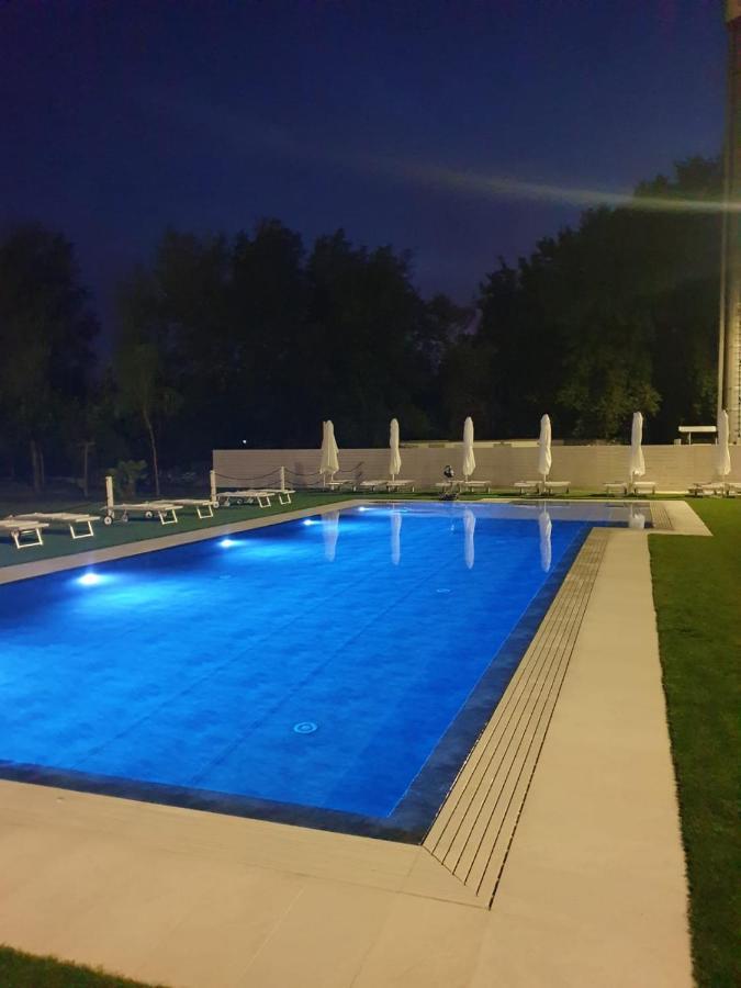 Marina Degli Estensi Floating Resort 里杜德里伊斯坦西 外观 照片