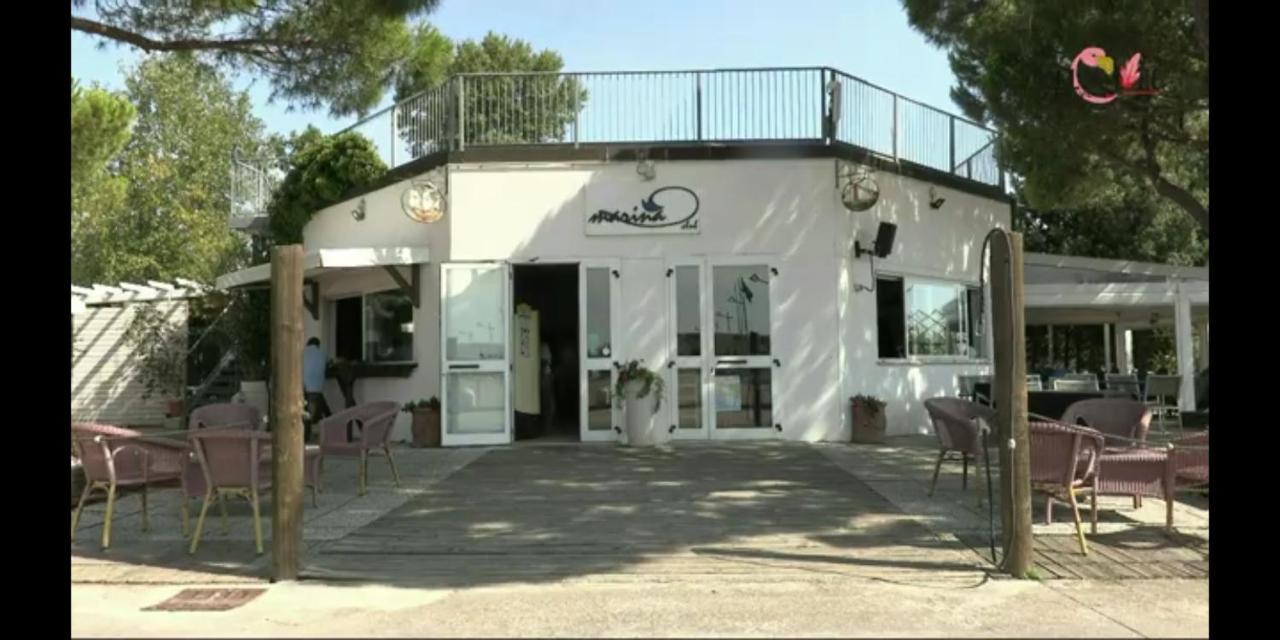 Marina Degli Estensi Floating Resort 里杜德里伊斯坦西 外观 照片