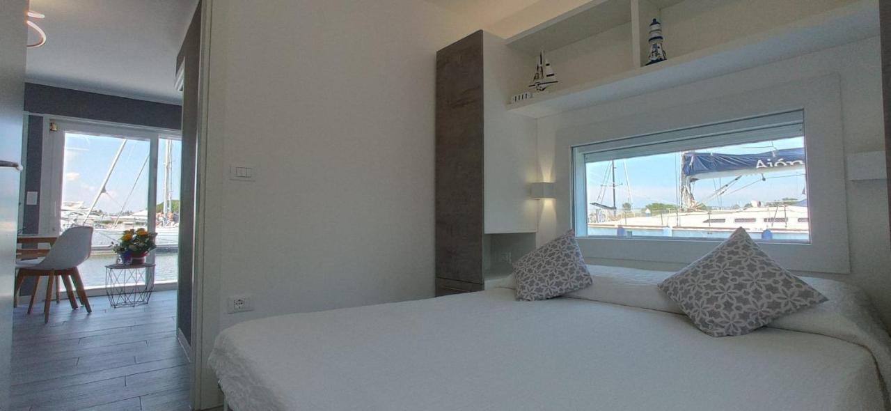 Marina Degli Estensi Floating Resort 里杜德里伊斯坦西 外观 照片